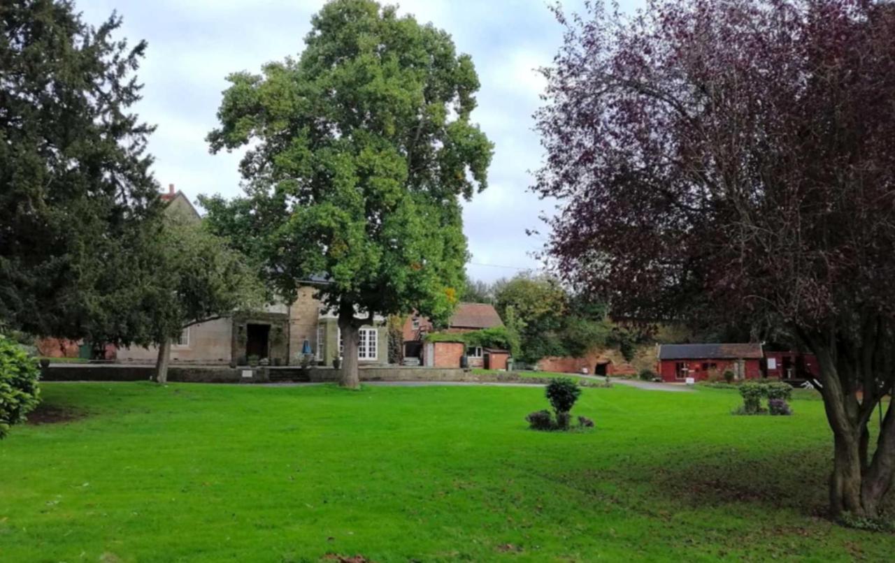 Impeccable 1-Bed House In Retford Close To A1 Eksteriør billede